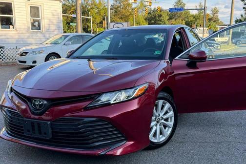 2018 Toyota Camry LE