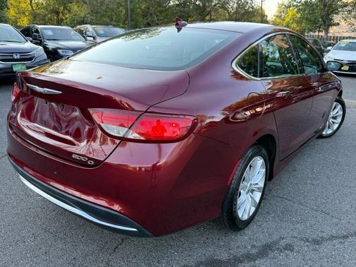 2016 Chrysler 200 C
