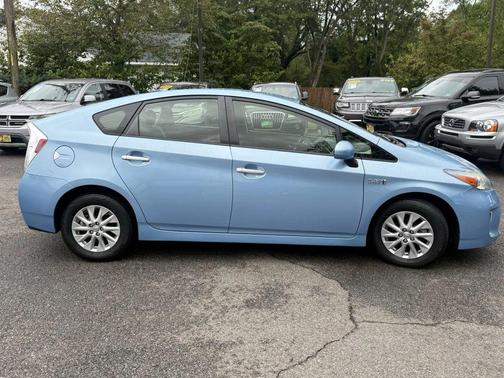 2012 Toyota Prius Plug-in Base