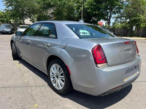 2017 Chrysler 300 S
