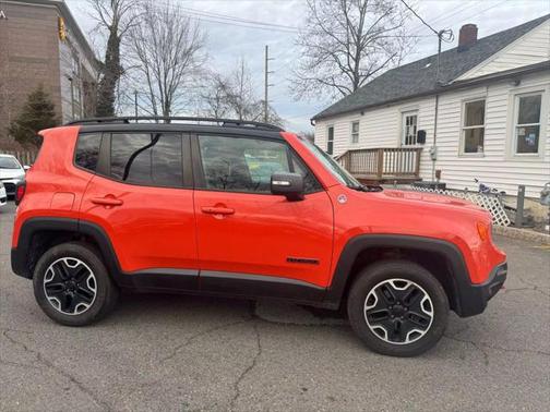 2016 Jeep Renegade Trailhawk
