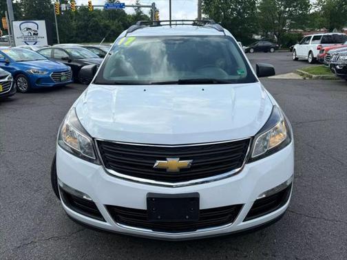 2017 Chevrolet Traverse LS