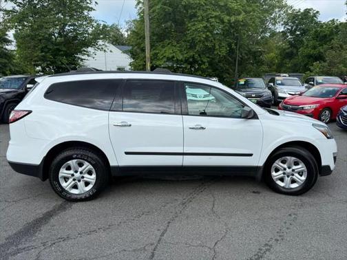 2017 Chevrolet Traverse LS
