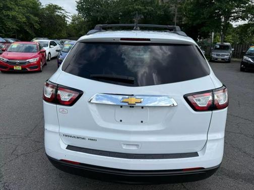 2017 Chevrolet Traverse LS