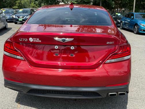 2020 Genesis G70 2.0T RWD