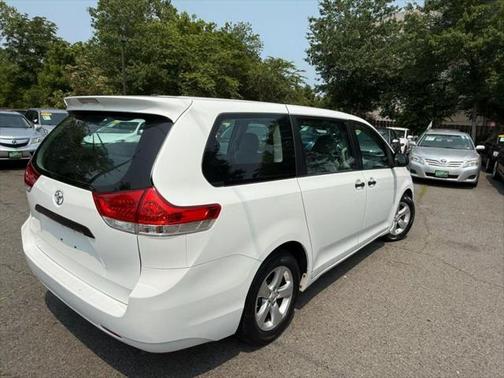 2014 Toyota Sienna L