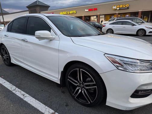 2017 Honda Accord Touring V6