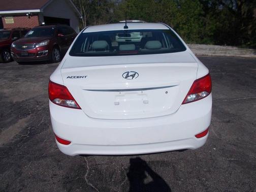 Century White 2017 Hyundai Accent SE