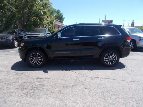 Black 2020 Jeep Grand Cherokee Limited