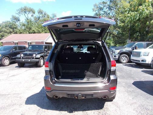 Granite Crystal Metallic Clear Coat 2014 Jeep Grand Cherokee Overland