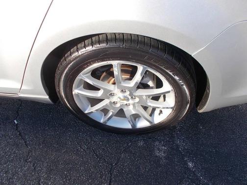 2011 Chevrolet Malibu LTZ