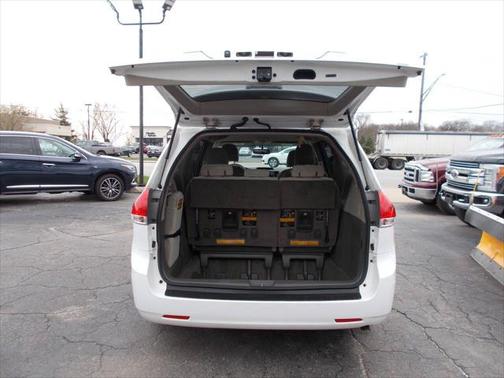 2012 Toyota Sienna LE