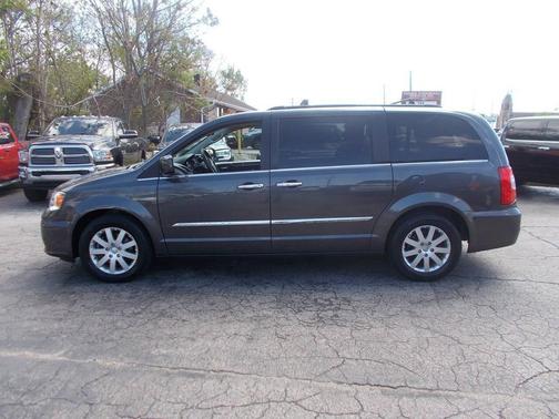 Granite Crystal Metallic Clear Coat 2016 Chrysler Town & Country Touring