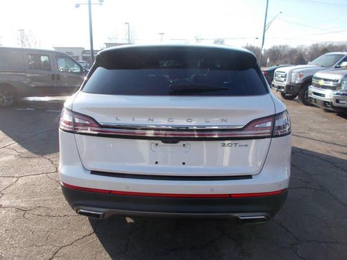 2019 Lincoln Nautilus Reserve