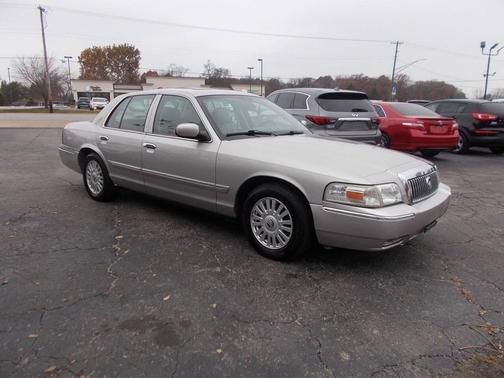 2007 Mercury Grand Marquis LS 4dr Sedan
