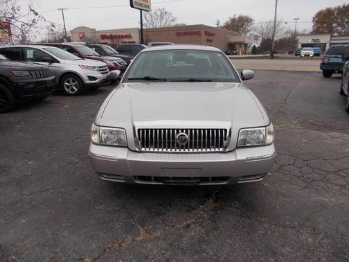 2007 Mercury Grand Marquis LS 4dr Sedan