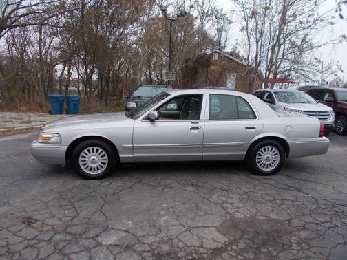2007 Mercury Grand Marquis LS 4dr Sedan