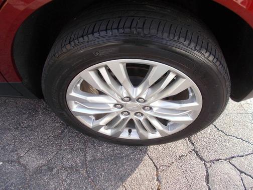 2017 Cadillac XT5 Premium Luxury