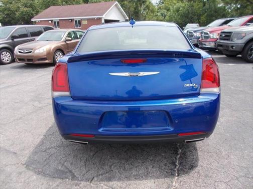 2018 Chrysler 300 S