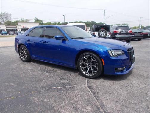2018 Chrysler 300 S