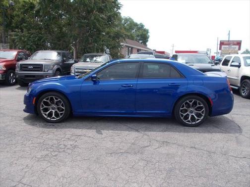 2018 Chrysler 300 S