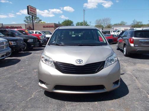 2015 Toyota Sienna L