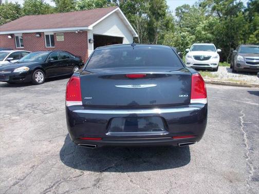 2018 Chrysler 300 Touring