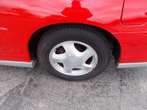 2002 Chevrolet Monte Carlo SS 2dr Coupe