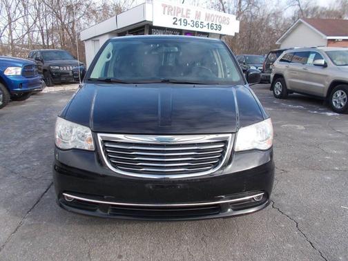 2011 Chrysler Town & Country Touring