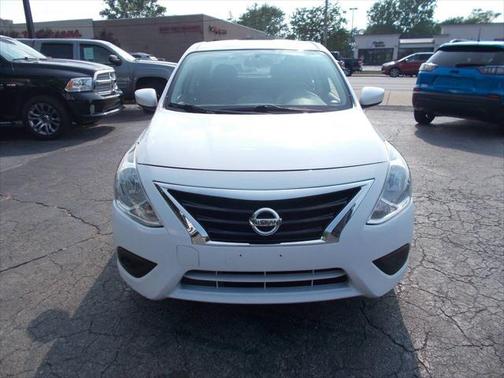 2018 Nissan Versa 1.6 SV