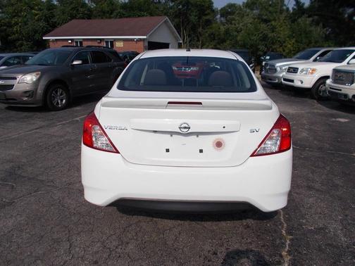 2018 Nissan Versa 1.6 SV