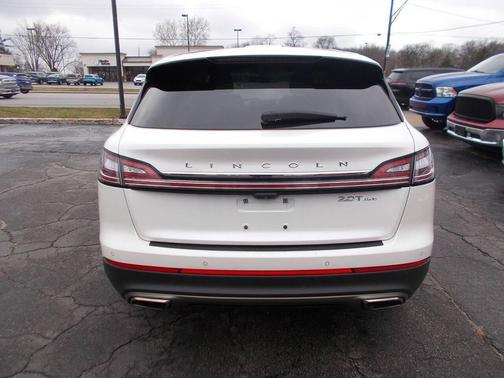 2019 Lincoln Nautilus Reserve