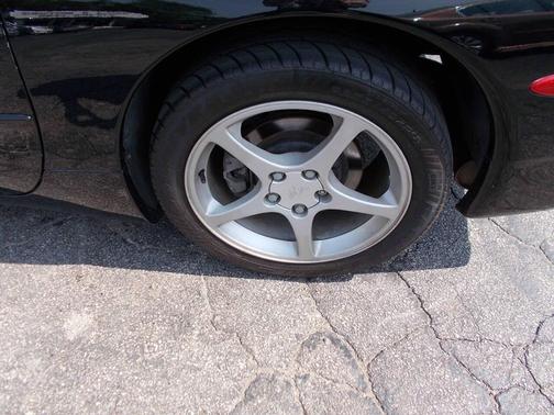 2002 Chevrolet Corvette Base
