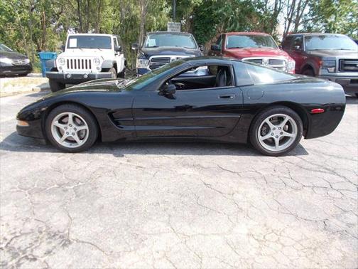 2002 Chevrolet Corvette Base