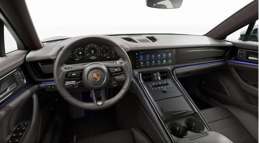 2026 Porsche Panamera 4