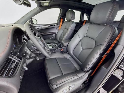 2026 Porsche Macan T