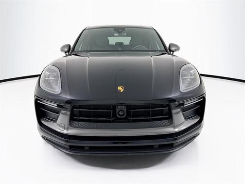 2026 Porsche Macan T