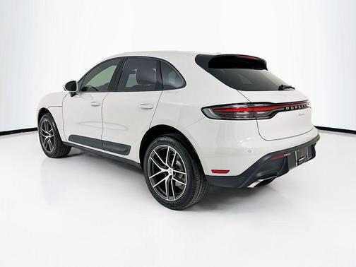 Chalk 2026 Porsche Macan Macan