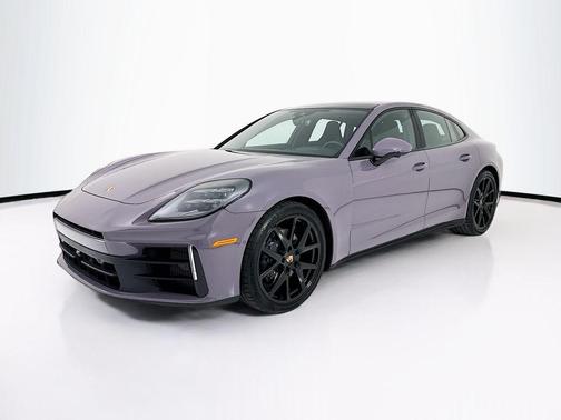 2026 Porsche Panamera 4
