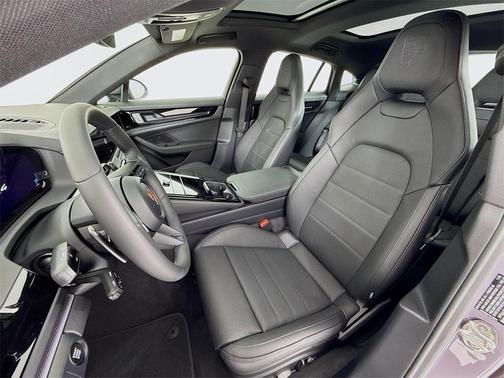 2026 Porsche Panamera 4