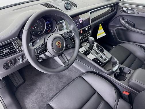 2026 Porsche Macan GTS