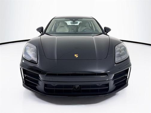 2026 Porsche Panamera 