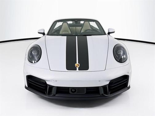 2026 Porsche 911 Carrera 4S Cabriolet