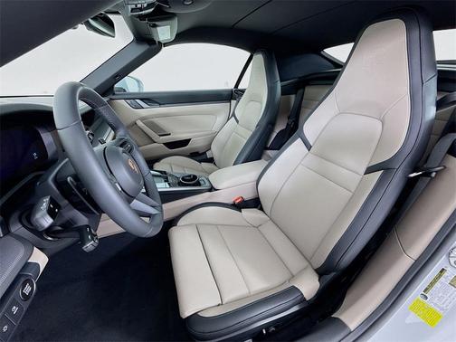 2026 Porsche 911 Carrera 4S Cabriolet