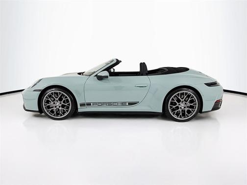 2026 Porsche 911 Carrera 4S Cabriolet