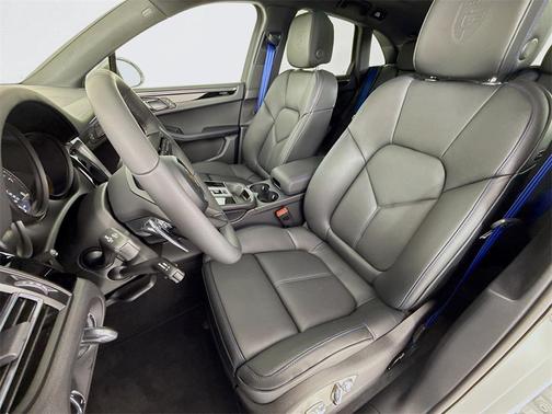 2026 Porsche Macan T