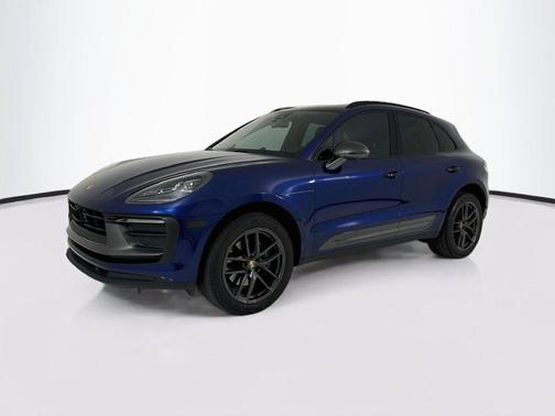 Gentian Blue Metallic 2023 Porsche Macan T