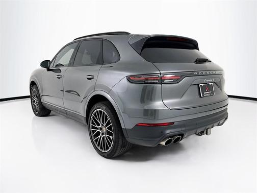 2023 Porsche Cayenne S