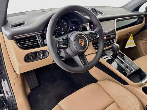 Volcano Grey Metallic 2026 Porsche Macan Macan