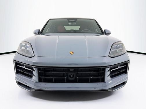 Arctic Grey 2026 Porsche Cayenne Cayenne